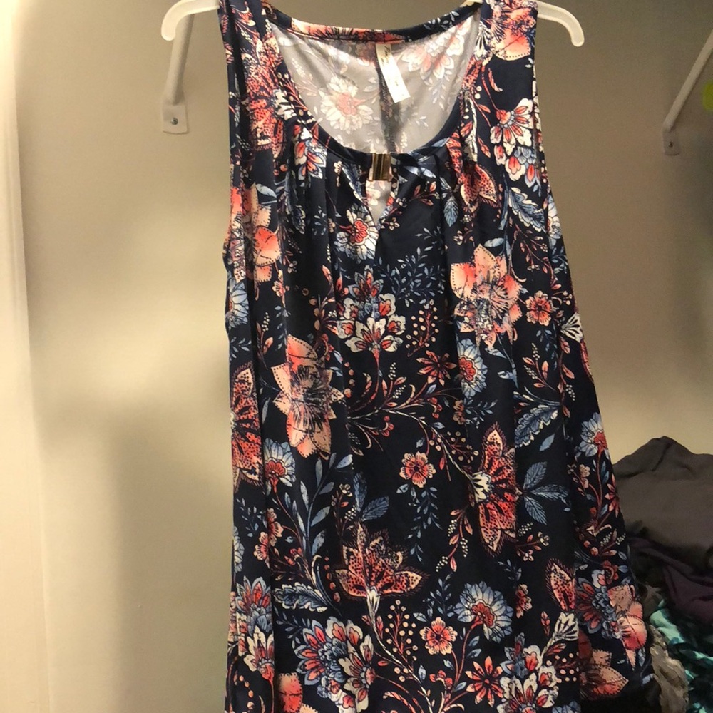 Floral tank with gold embellishment